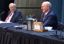 Berkshire Hathaway pod Gregem Abelem přikoupila Alphabet i Apple