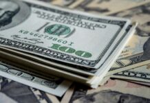 Na zavádění stablecoinu USD1 nevydělává jenom Amerika