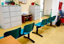 Za onkologickou péčí lidé pendlují napříč regiony i kraji. A to je špatně
