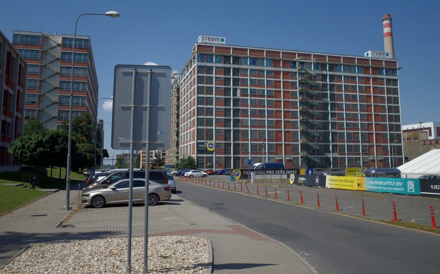 zlin-d